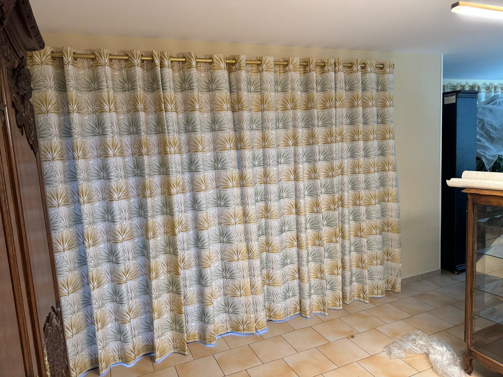Confection sur mesure de rideaux et barre à Rouen